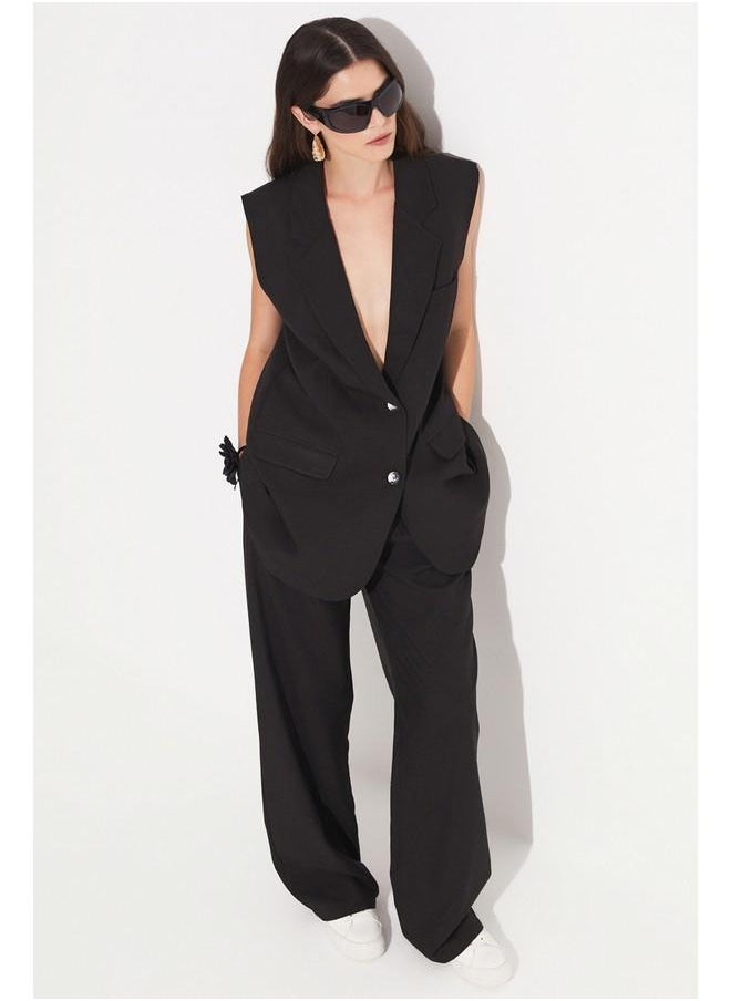 Women Pleated Detailed Woven Trouser Black