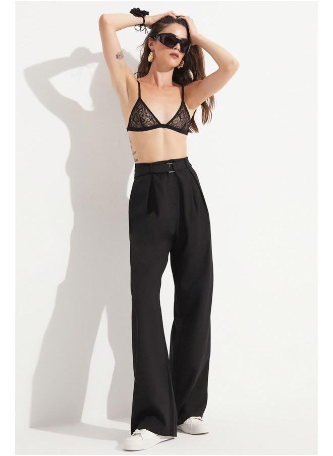 Women Pleated Detailed Woven Trouser Black