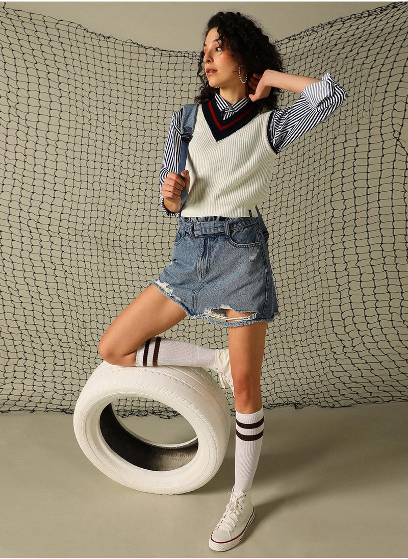 Women's Off White 100% Acrylic Solid Regular Fit Sweater