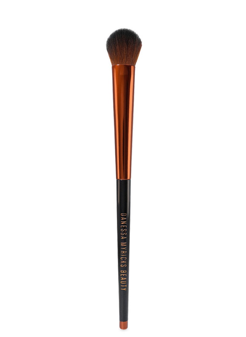 DANESSA MYRICKS BEAUTY Yummy Face 3.0 All Over Face Conceal & Sculpt Brush