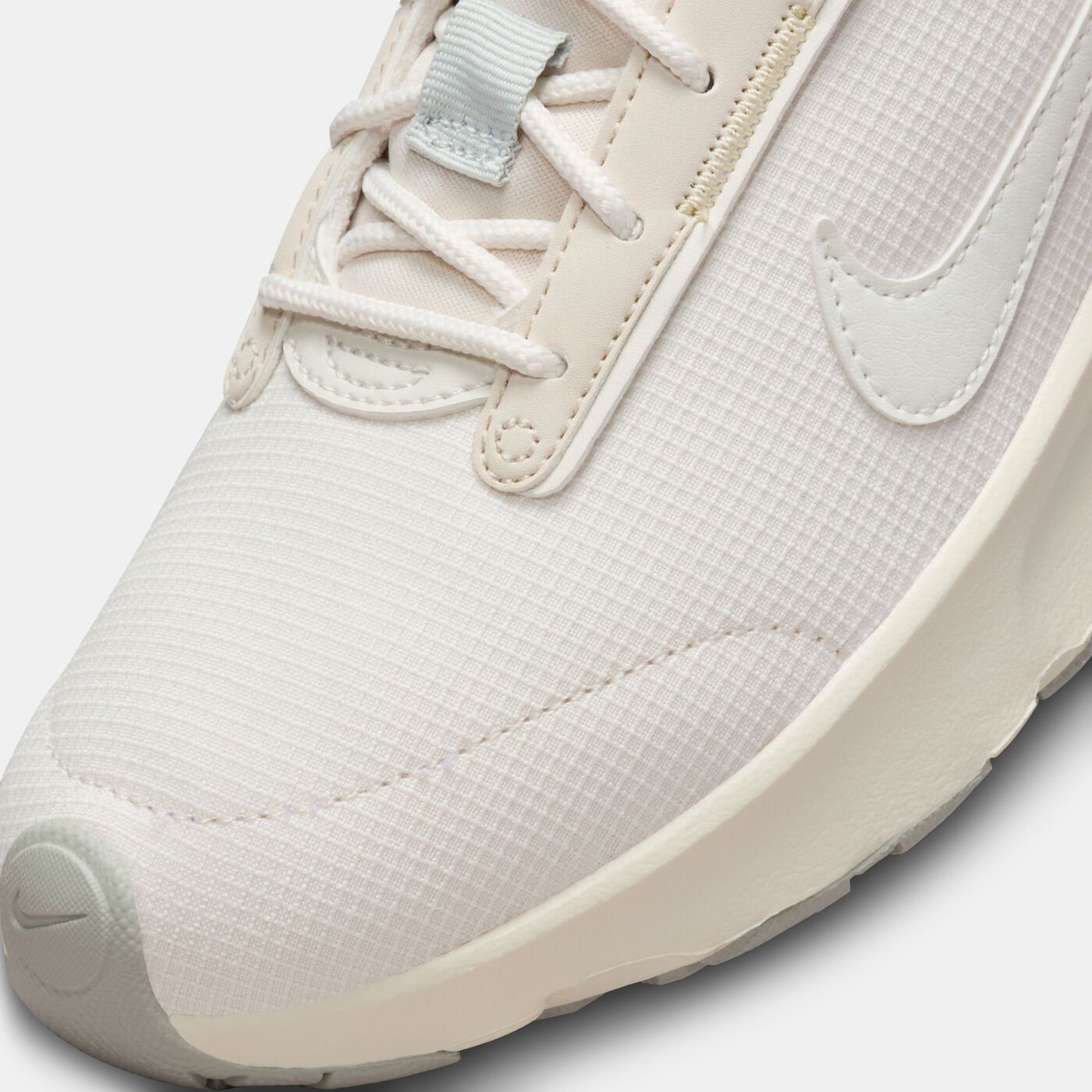 Women's Air Max INTRLK Lite Shoe