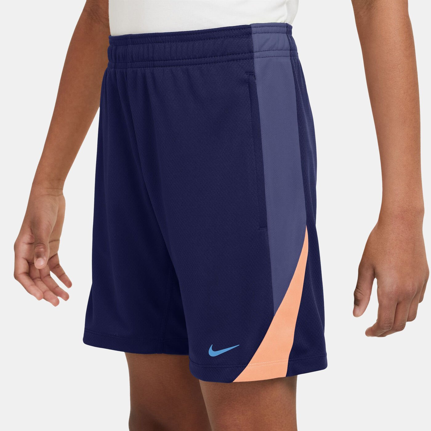 Kids' Dri-FIT Strike Football Shorts (Older Kids)