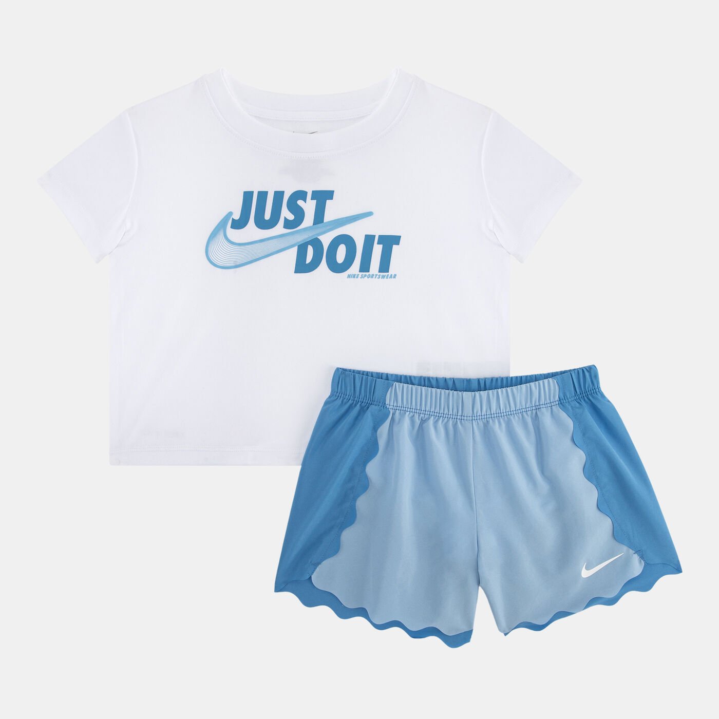 Kids' Swoosh Motion Wavy Shorts