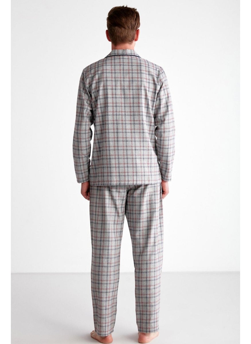 Relaxed Fit Buttoned Plaid Men's Pajama Set, Long Sleeve Plaid Seasonal Pajama Set