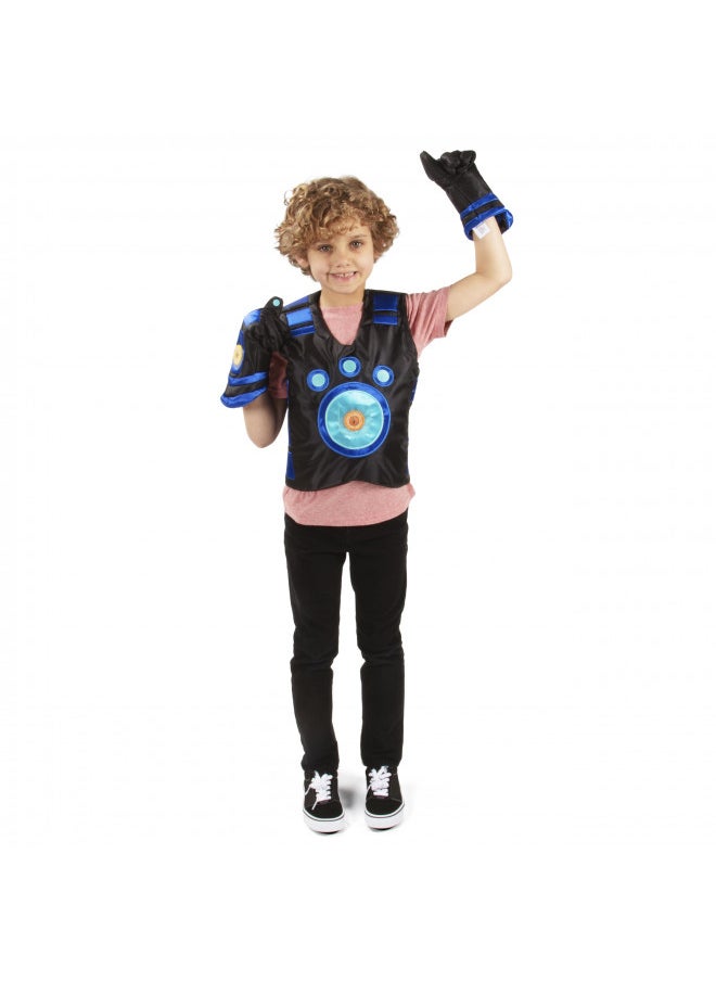 Wild Kratts Creature Power Suit, Martin - Large 6-8X - Vest, Gloves and 2 Power Discs for Pretend Play & Dress Up - Officially Licensed - Gift for Kids