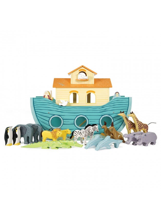 Le Toy Van - Pretend Play Educational Wooden Ark Role Play Toy | Suitable for A Boy Or A Girl 3 Years Old Or Older (TV259)