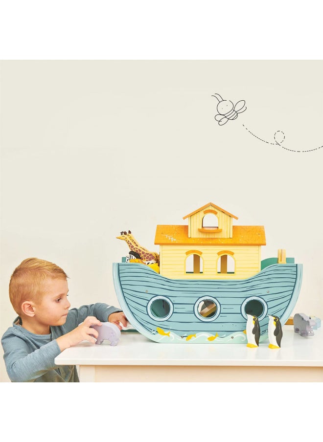 Le Toy Van - Pretend Play Educational Wooden Ark Role Play Toy | Suitable for A Boy Or A Girl 3 Years Old Or Older (TV259)