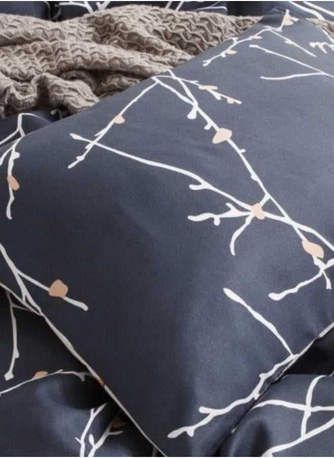 Single size 4 piece Twigs Pattern Duvet Cover Set Blue & Cream Bedding Set Reversible Style.