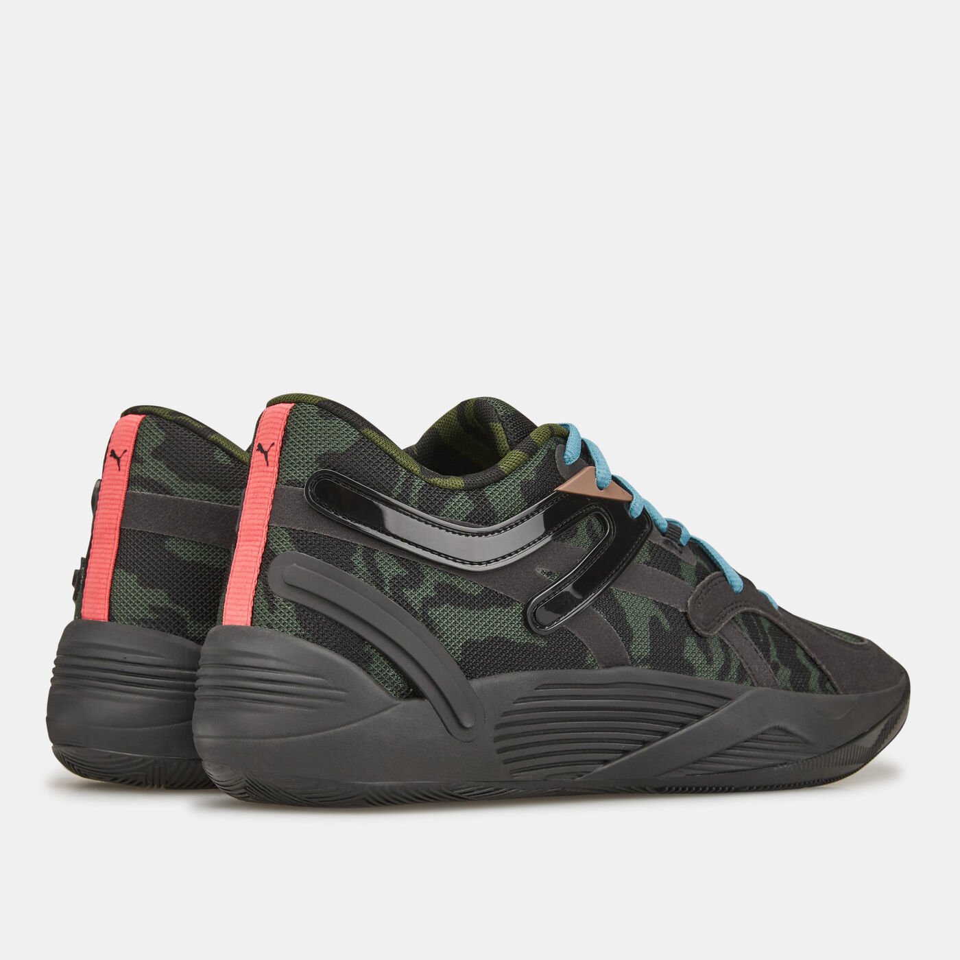 Men's TRC Blaze Court Camo Basketball Shoe