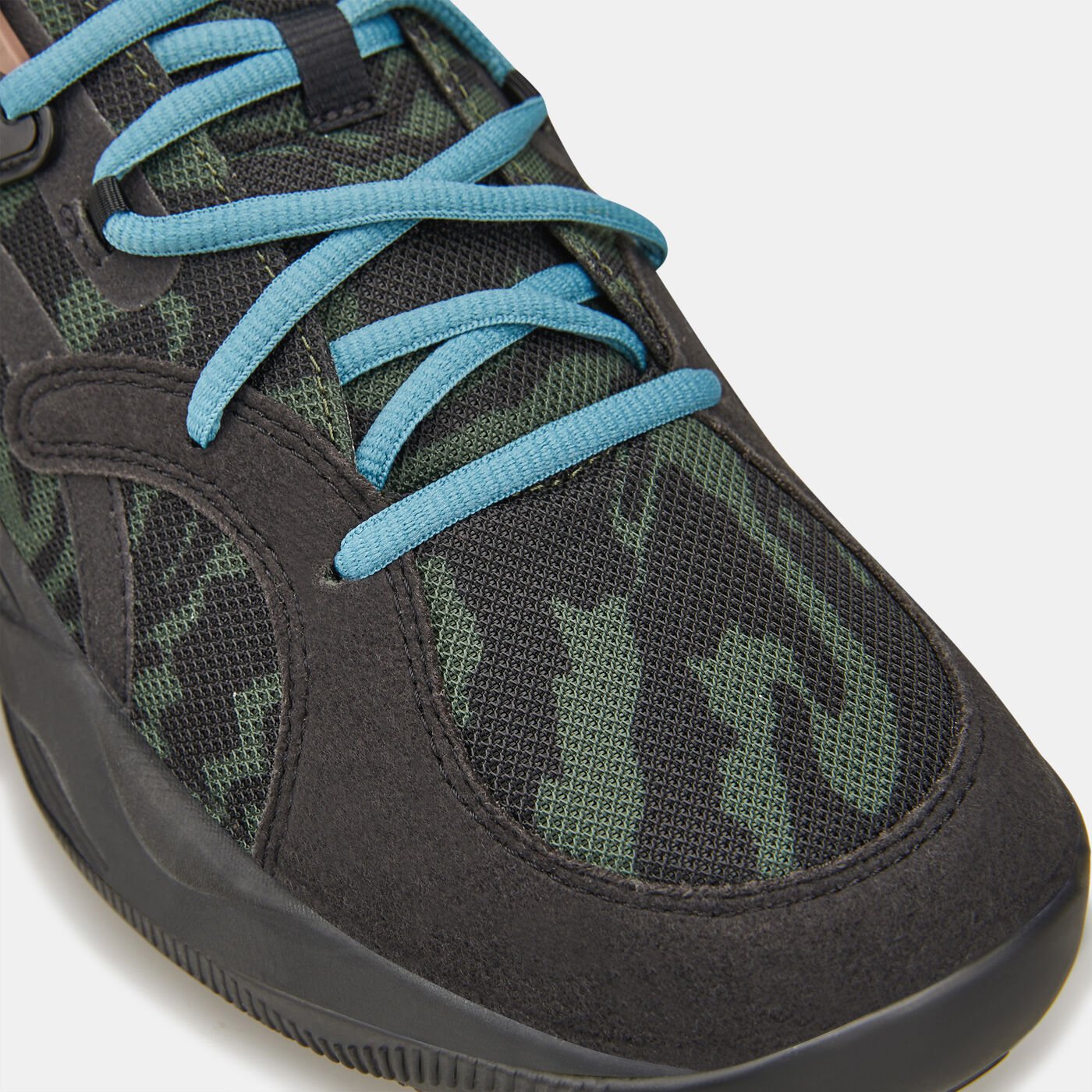 Men's TRC Blaze Court Camo Basketball Shoe