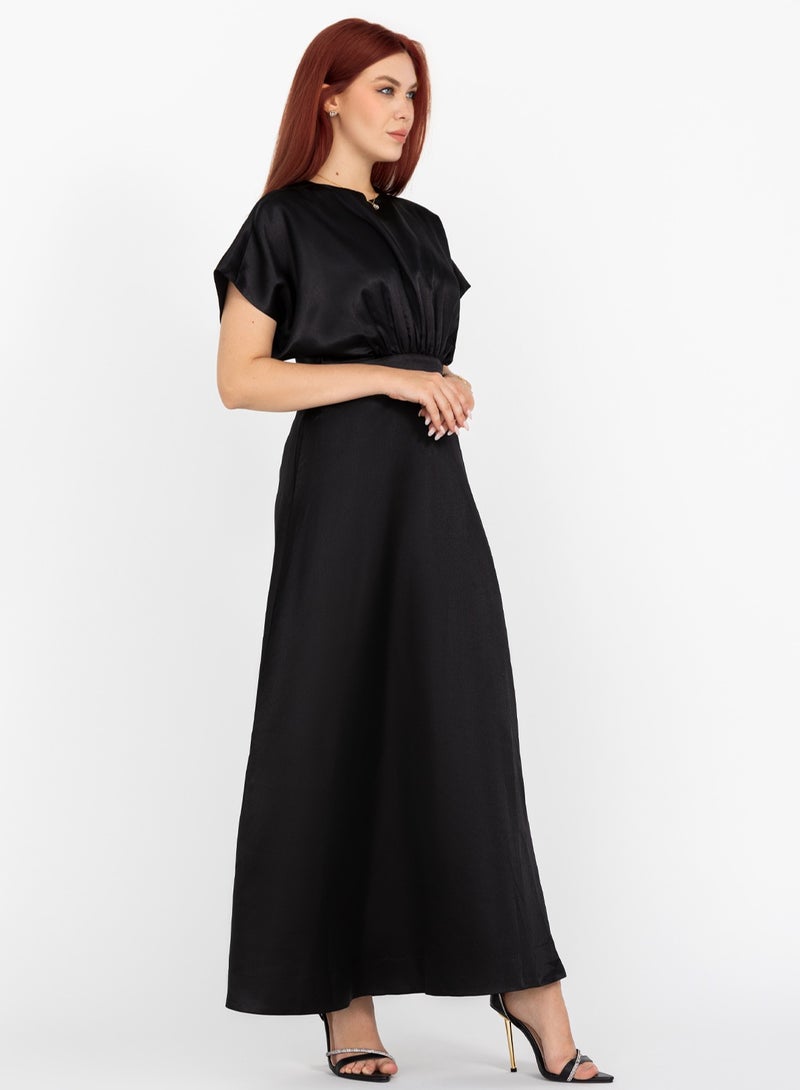 Black Front pleated maxi dress