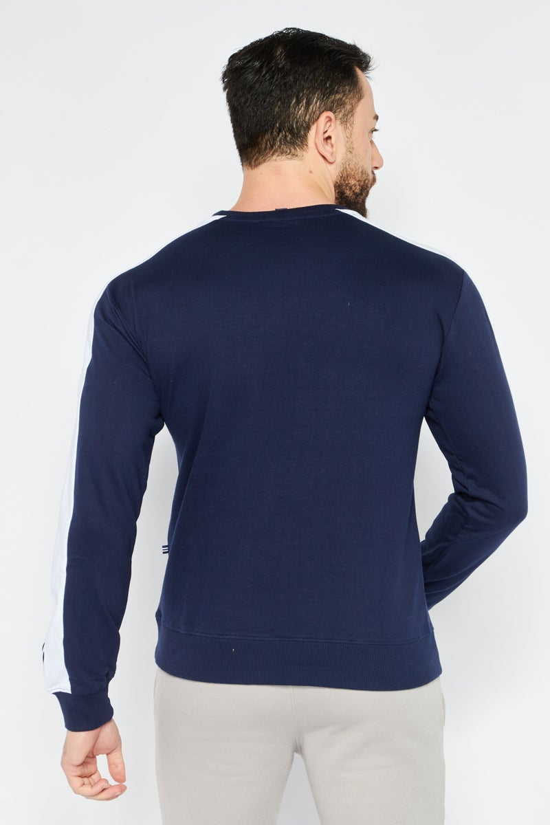 Men Sportswear Fit Outdoor Long Sleeve Sweatshirt, Navy