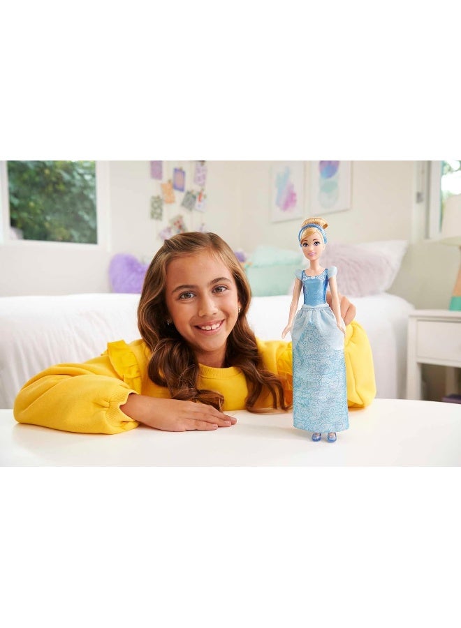 Disney Princess Cinderella Fashion Doll and Accessory, Toy Inspired by the Movie Cinderella