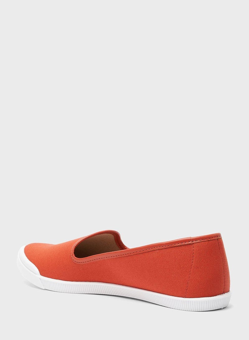 Paula Slip ons