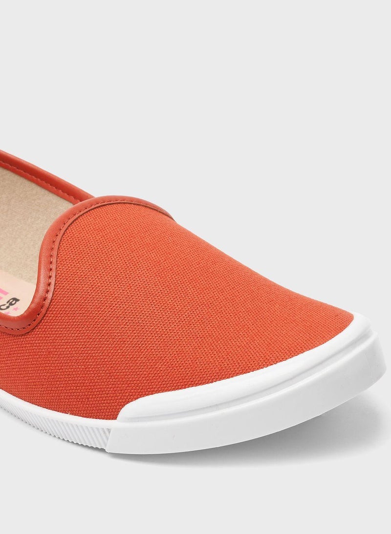 Paula Slip ons