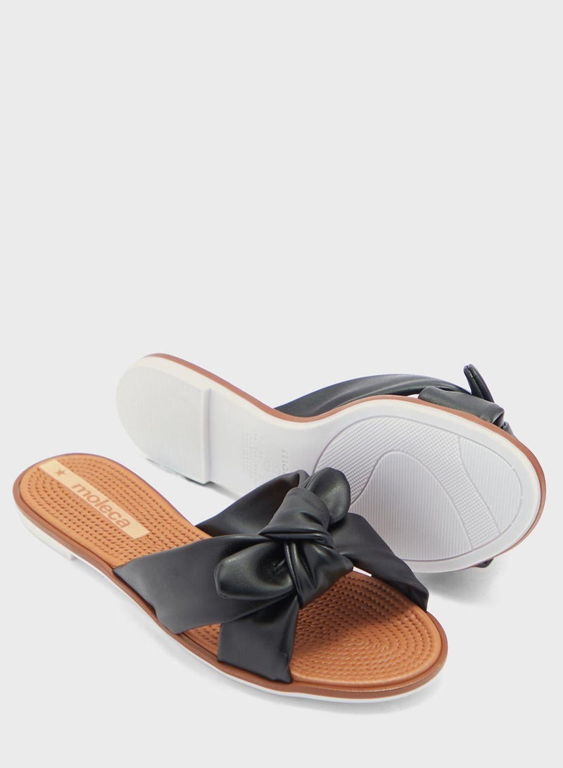 Hadassah Cross Strap Flat Sandals