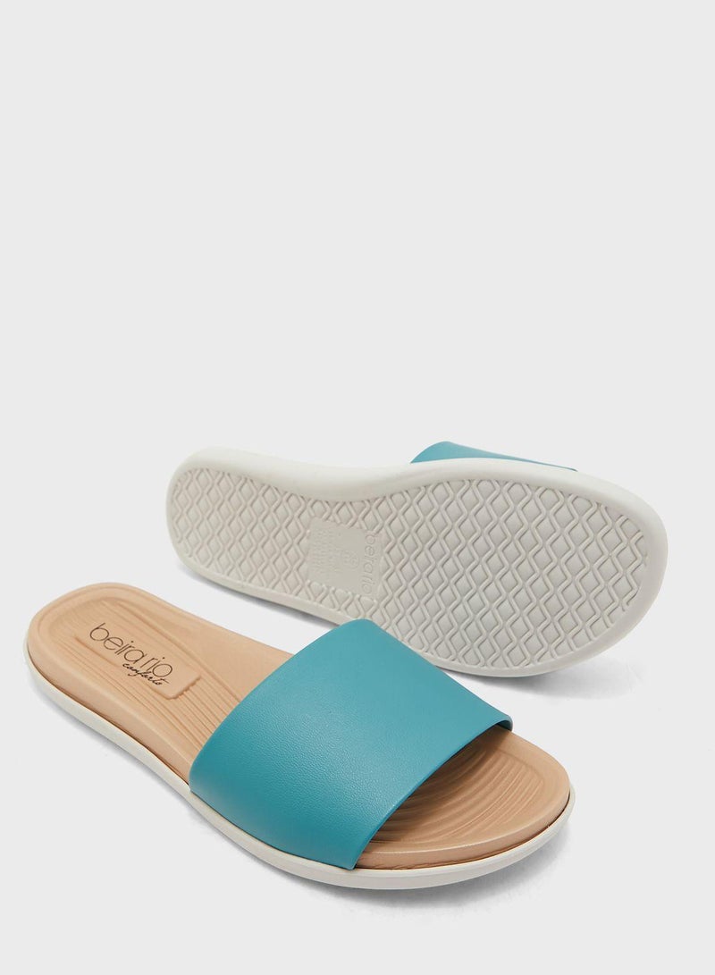 Naissa Sandals