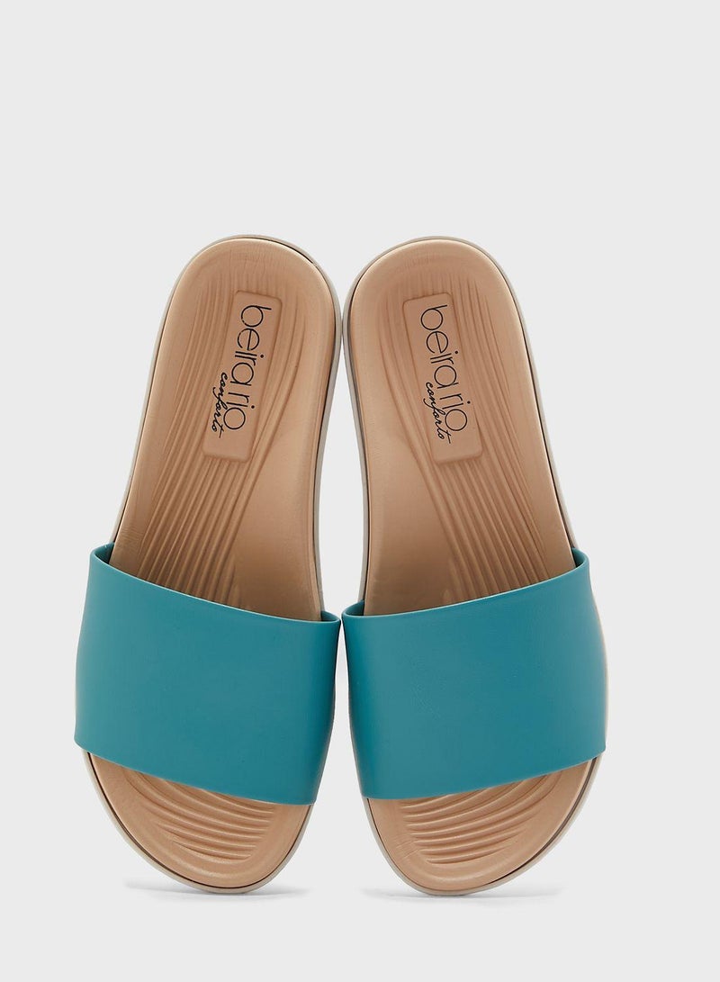 Naissa Sandals