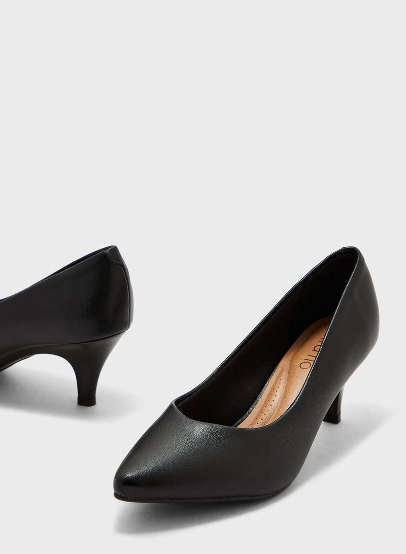 Kalani Pointed Toe Mid Heel Pumps