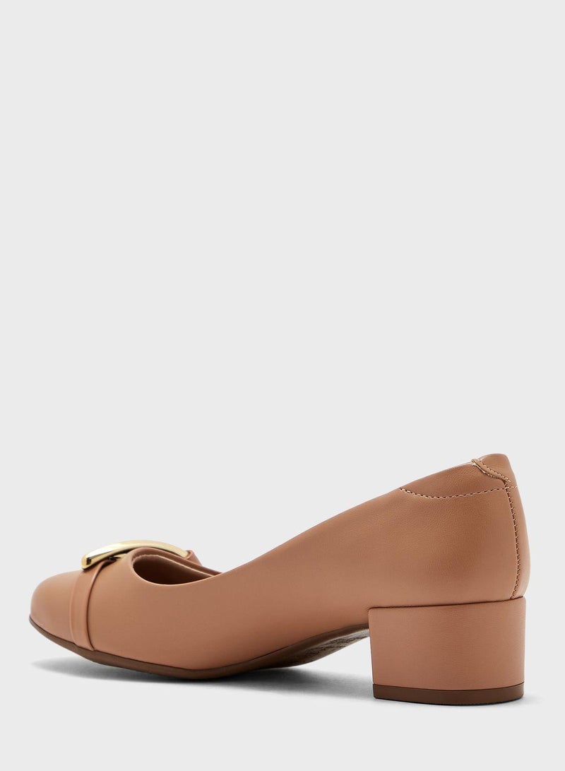 Makayla Close Toe Mid Heel Pumps