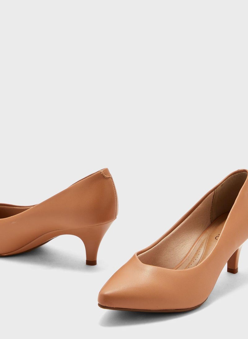 Leighton Pointed Toe Mid Heel Pumps