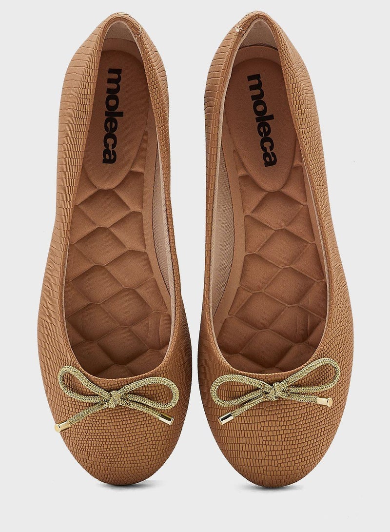 Veronica Close Toe Ballerinas