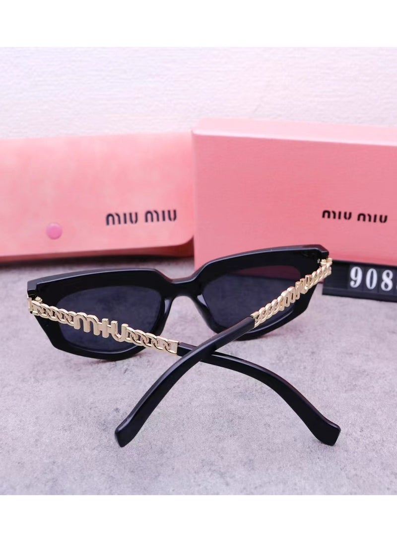 Fashionable Women's Sunglasses