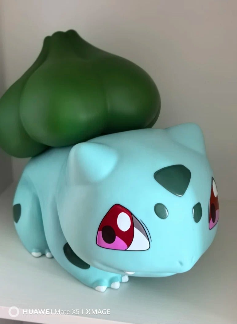 1:1 Scale Bulbasaur Figure Statue - Life-Sized Pokémon Collectible