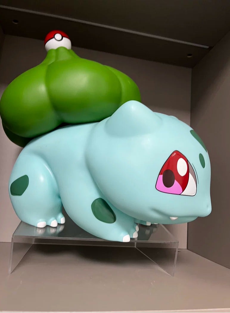 1:1 Scale Bulbasaur Figure Statue - Life-Sized Pokémon Collectible