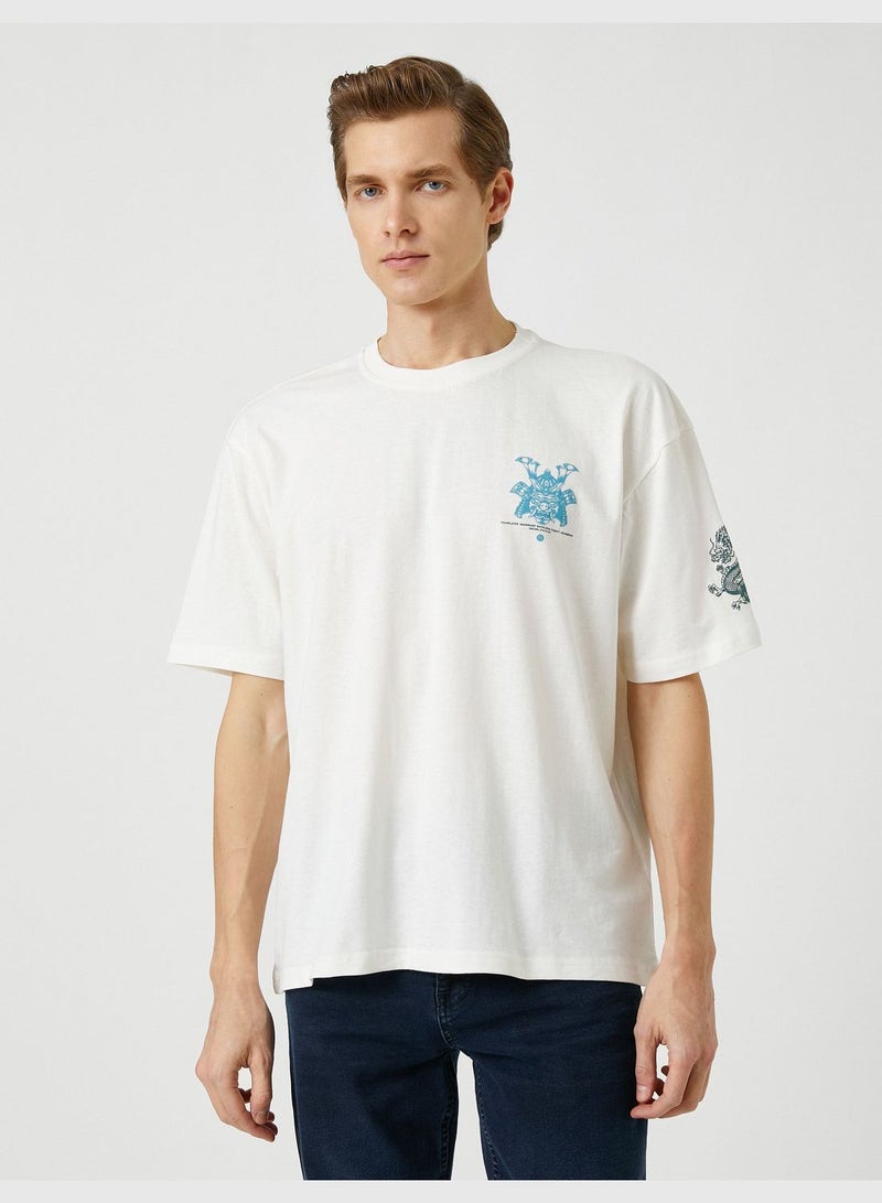 Oversized T-Shirt Far East Back Printed Crew Neck Short Sleeve