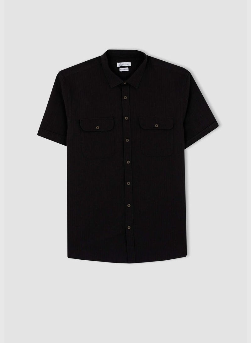 Man Polo Neck Woven Short Sleeve Shirt