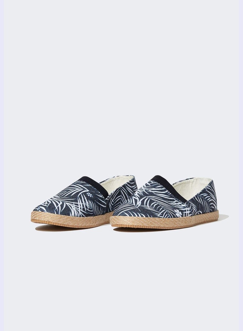 Flat Sole Palm Print Espadrilles