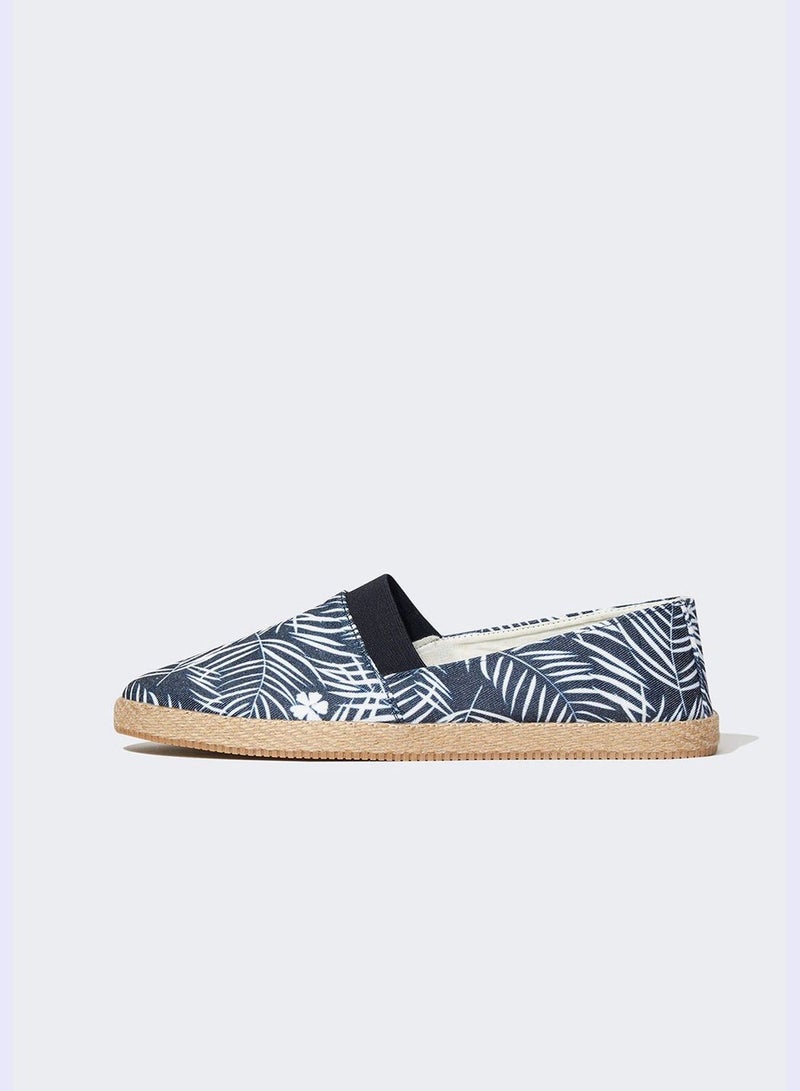 Flat Sole Palm Print Espadrilles