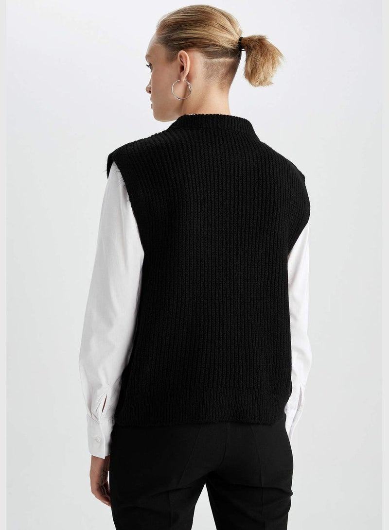 Woman Regular Fit Tricot Vest