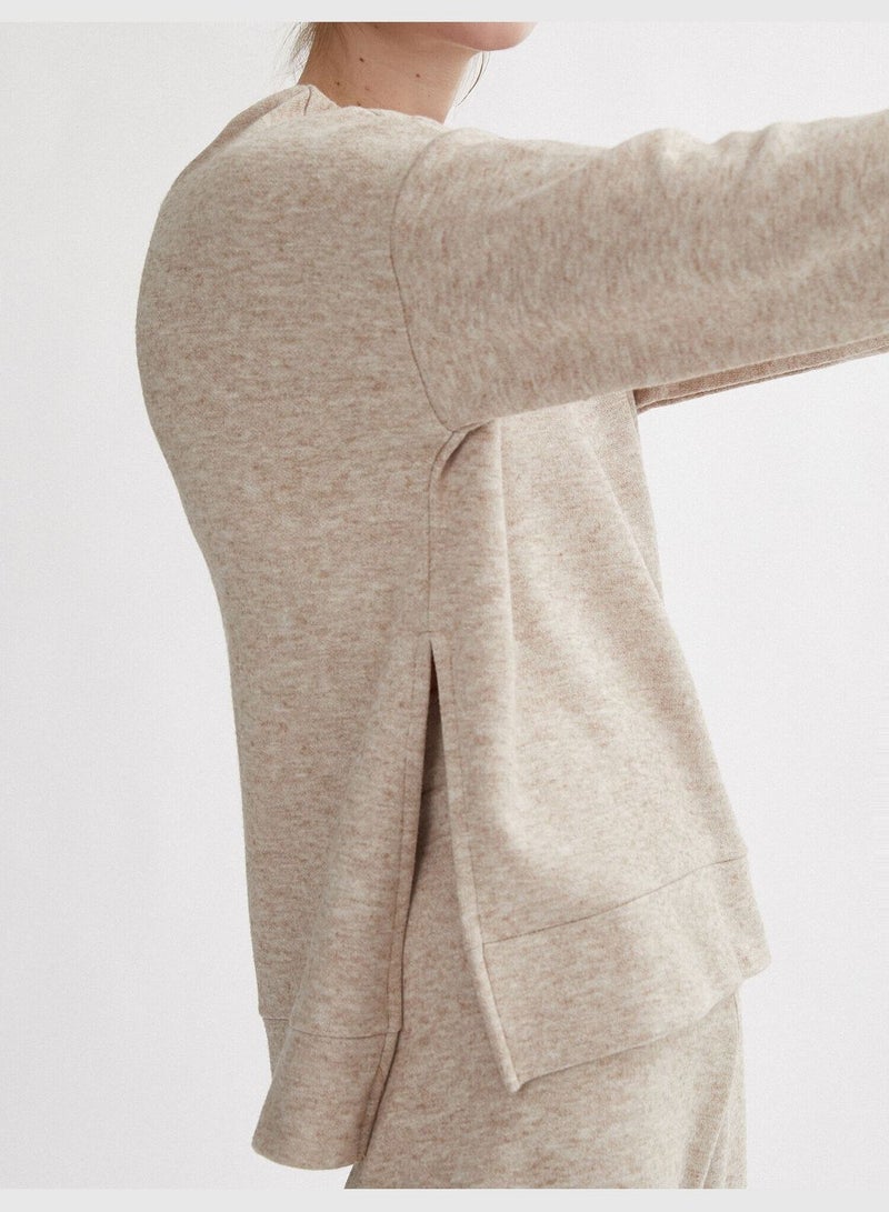 Slit Detailed Sweater Long Sleeve