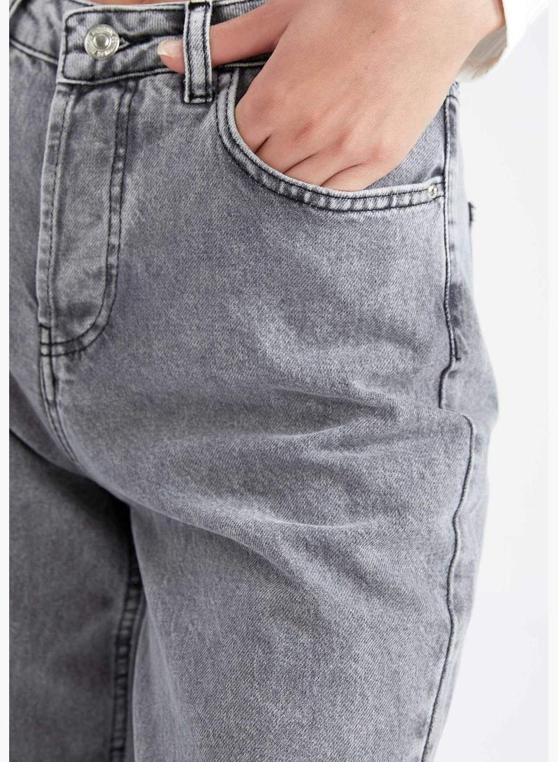 Woman Boyfriend Denim Trousers