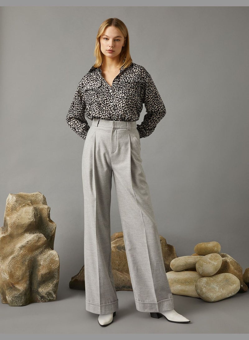 Wide Leg Pleated Pants