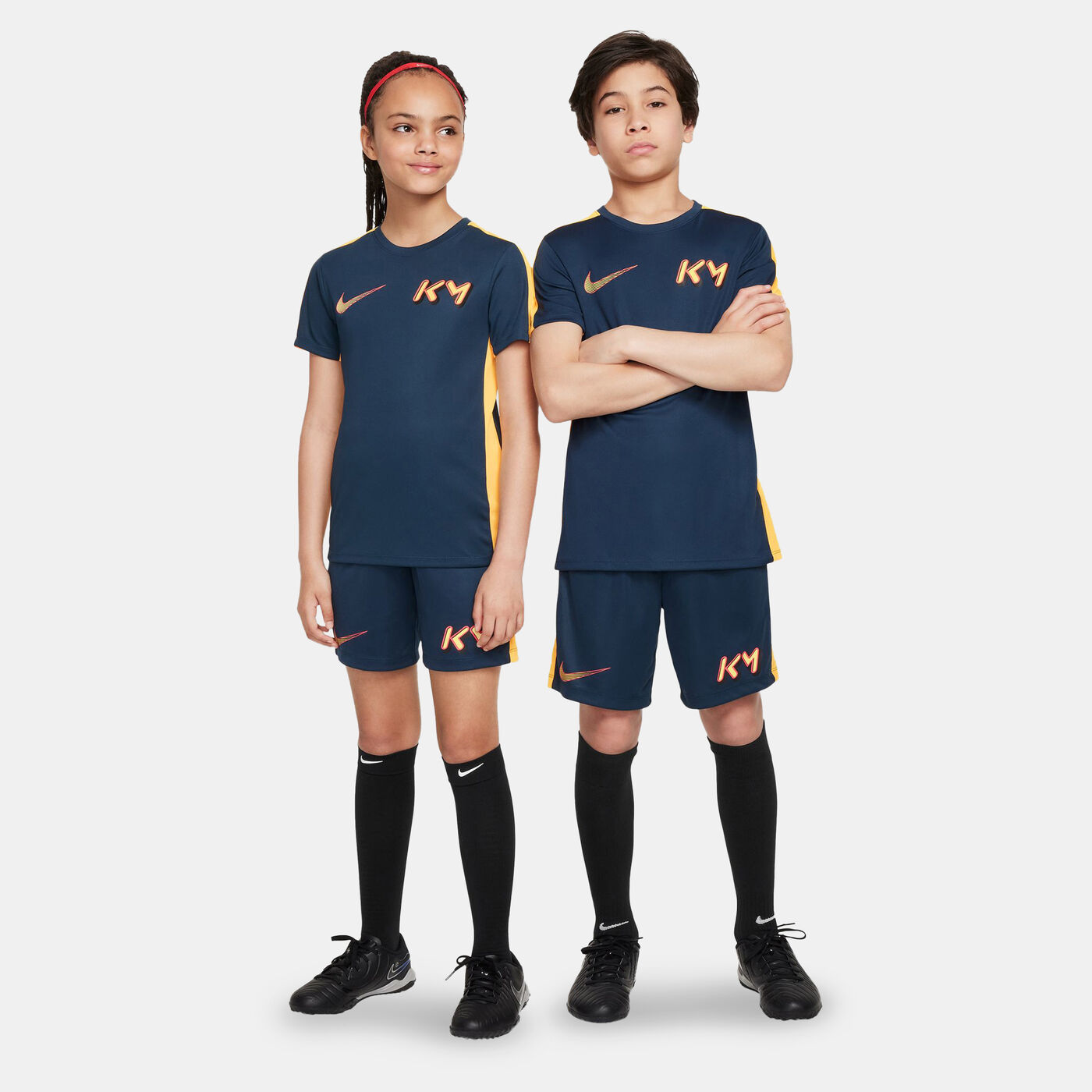 Kids' Kylian Mbappé Dri-FIT Academy23 Football Shorts (Older Kids)