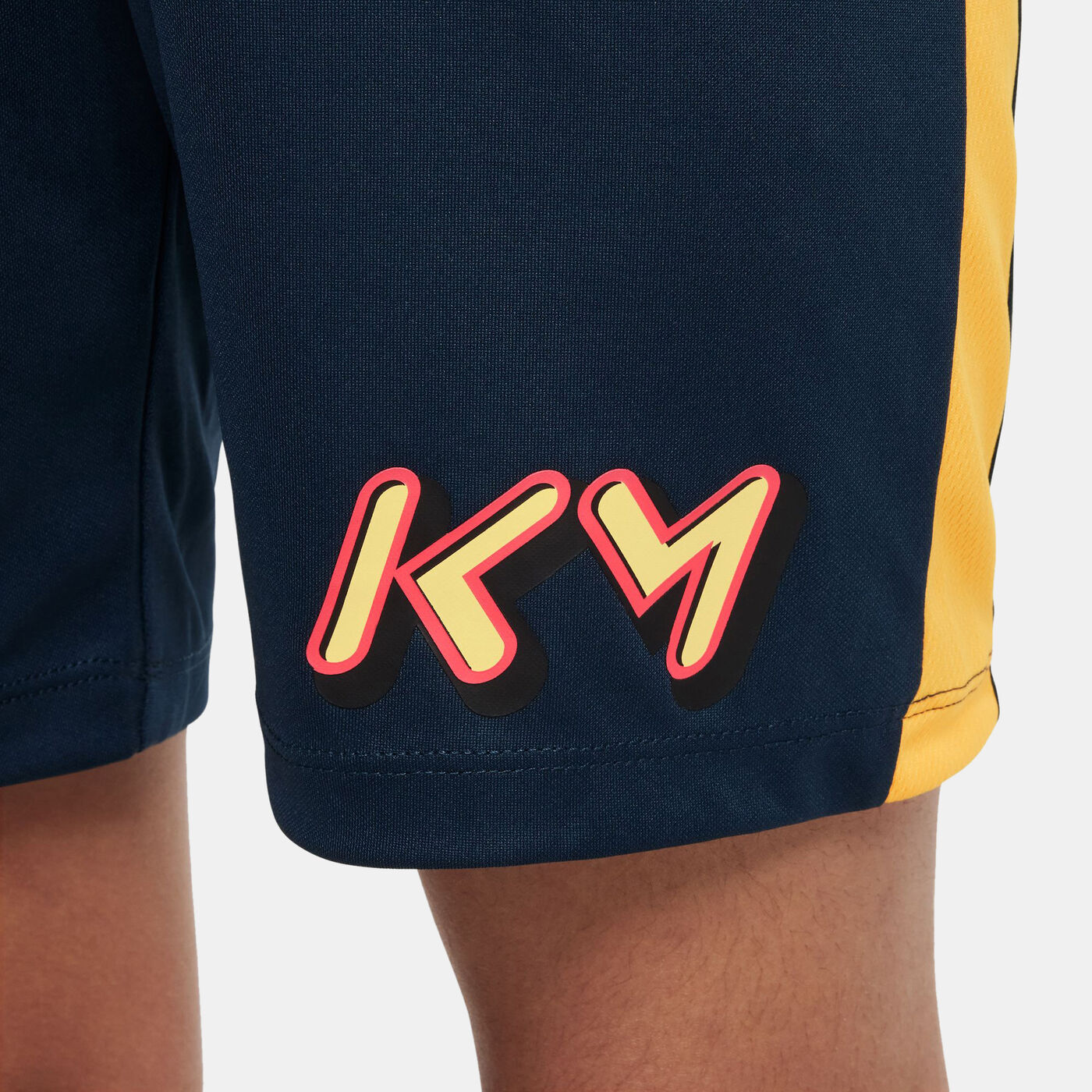 Kids' Kylian Mbappé Dri-FIT Academy23 Football Shorts (Older Kids)