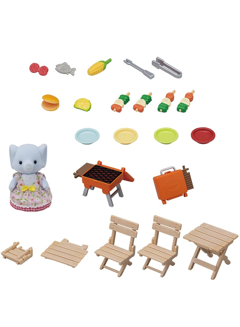 Sylvanian Families BBQ Picnic Set Elephant Girl