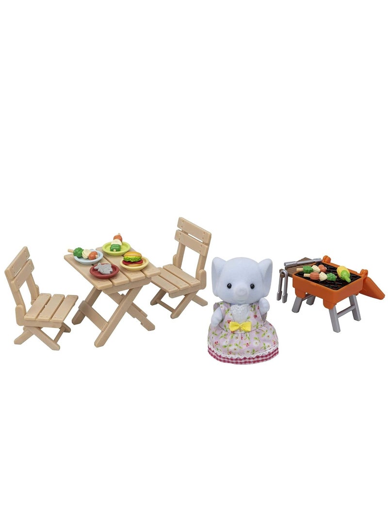 Sylvanian Families BBQ Picnic Set Elephant Girl