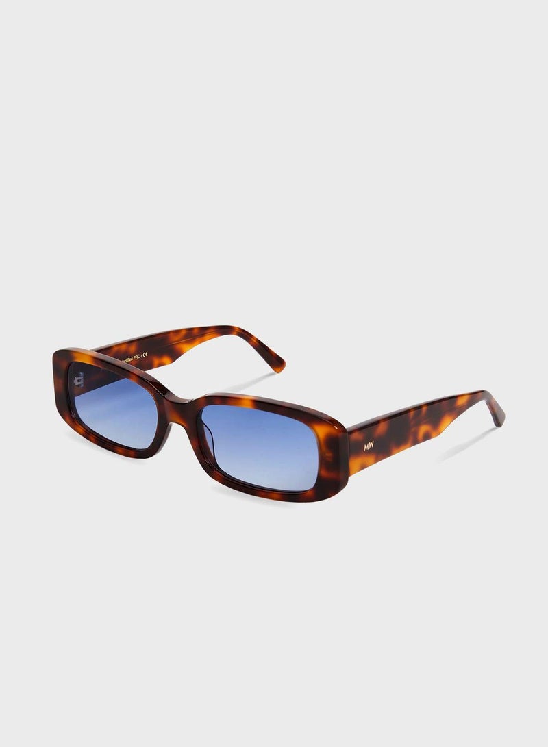 Roxie-1 Oversized Sunglasses