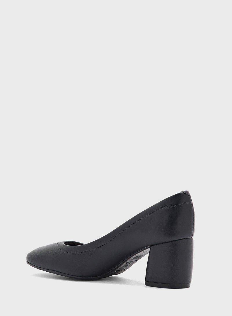 Kiara Close Toe Mid Heel Pumps