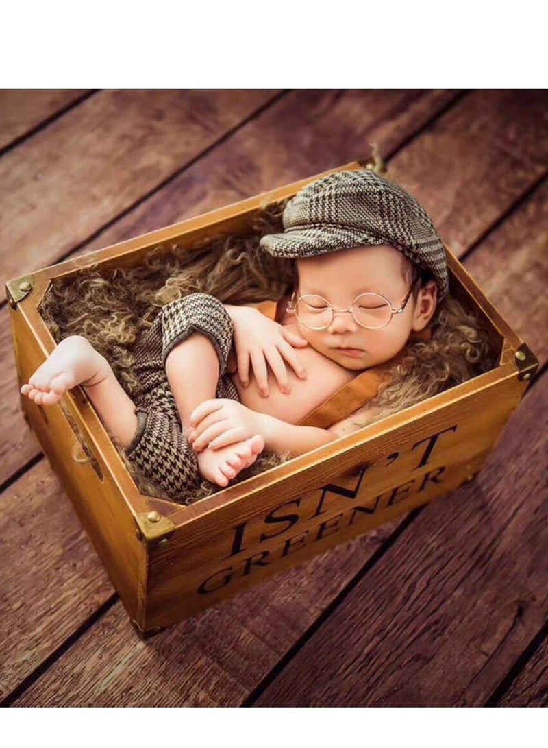 Newborn Photography Props: Retro Plaid Suspenders, Flat Cap, and Duck Tongue Hat Suit for Boys - Stylish Dark Gray Outfit for Cool Baby Boys.