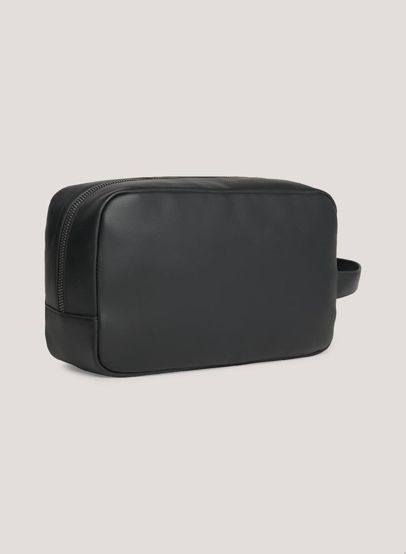 Men's Signature Logo Washbag -  Smooth finish, Black