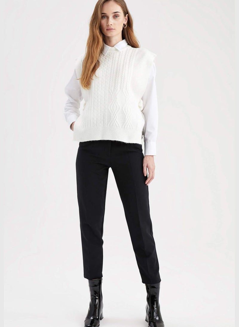 Crew Neck Sleeveless Knit Sweater