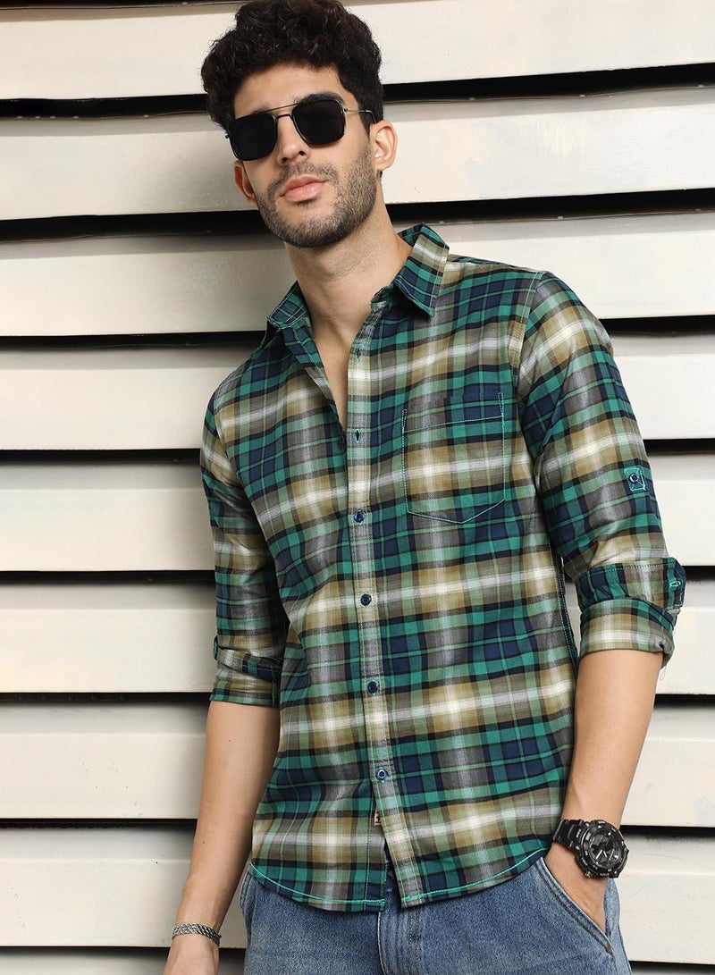 Regular Fit Spread Collar Checked Cotton Casual Shirt