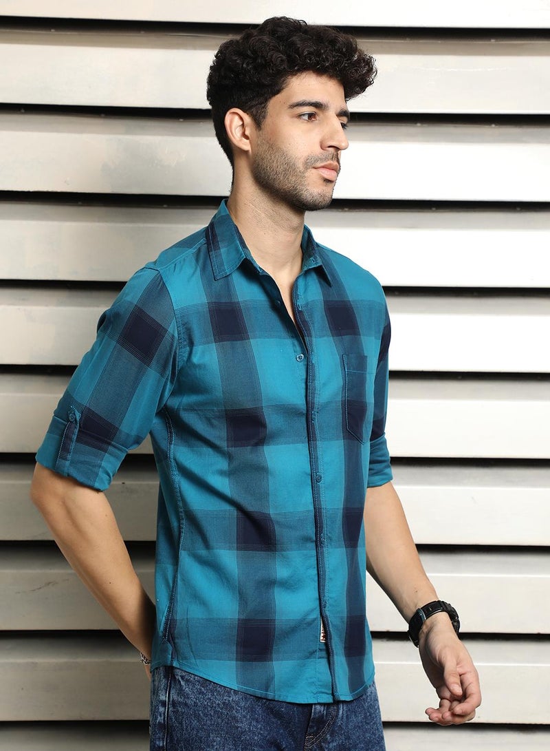 Men Regular Fit Opaque Checked Casual Shirt