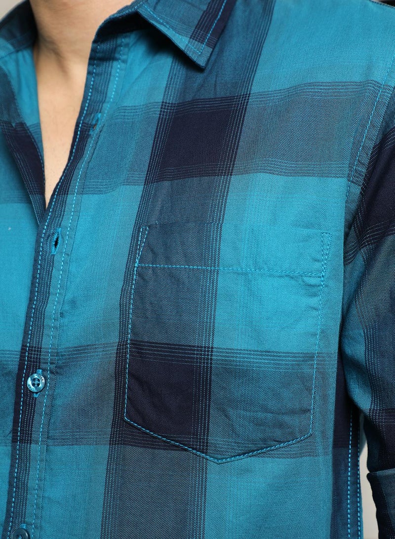 Men Regular Fit Opaque Checked Casual Shirt