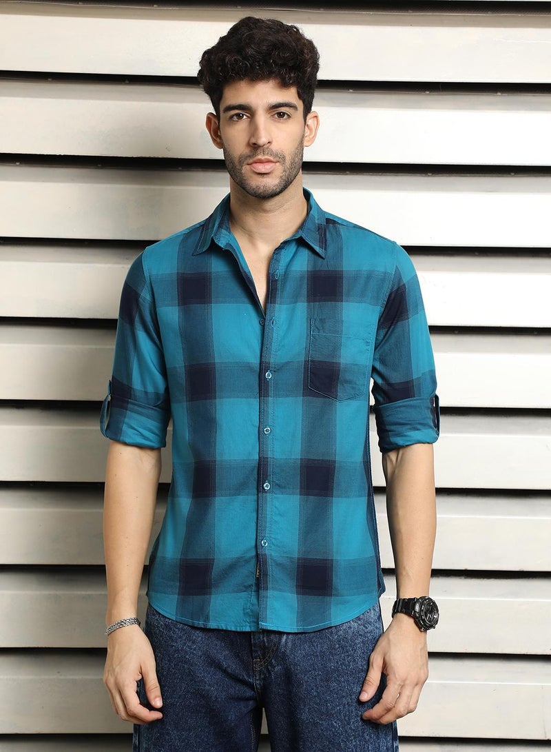 Men Regular Fit Opaque Checked Casual Shirt